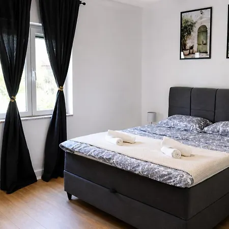 Fran Apartment Gornji Karin