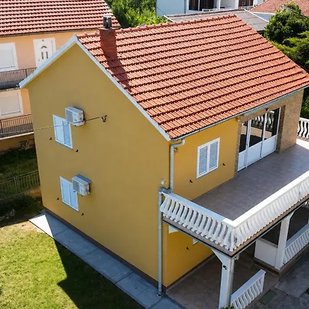 Apartment Fran Gornji Karin